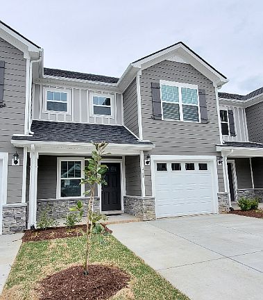 2nd image of 211 Ruth Way