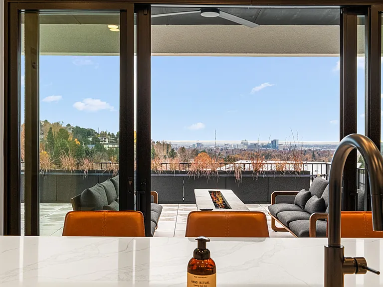 N Lancaster Pl — Photo 13