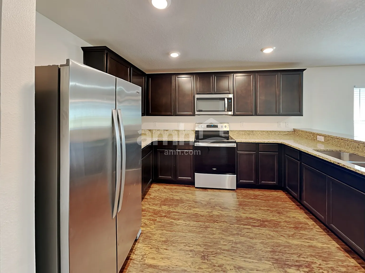 4 bed, 2.0 bath, 1851 sqft, $2,225 — Photo 4