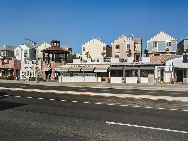 1800 S Pacific Coast Hwy #94 — Photo 37