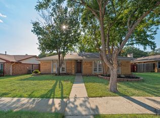 1422 Westwood Dr, Lewisville, TX 75067