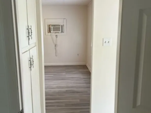 204 W. Jefferson, 204 W Jefferson St APT 3A, Anna, IL 62906