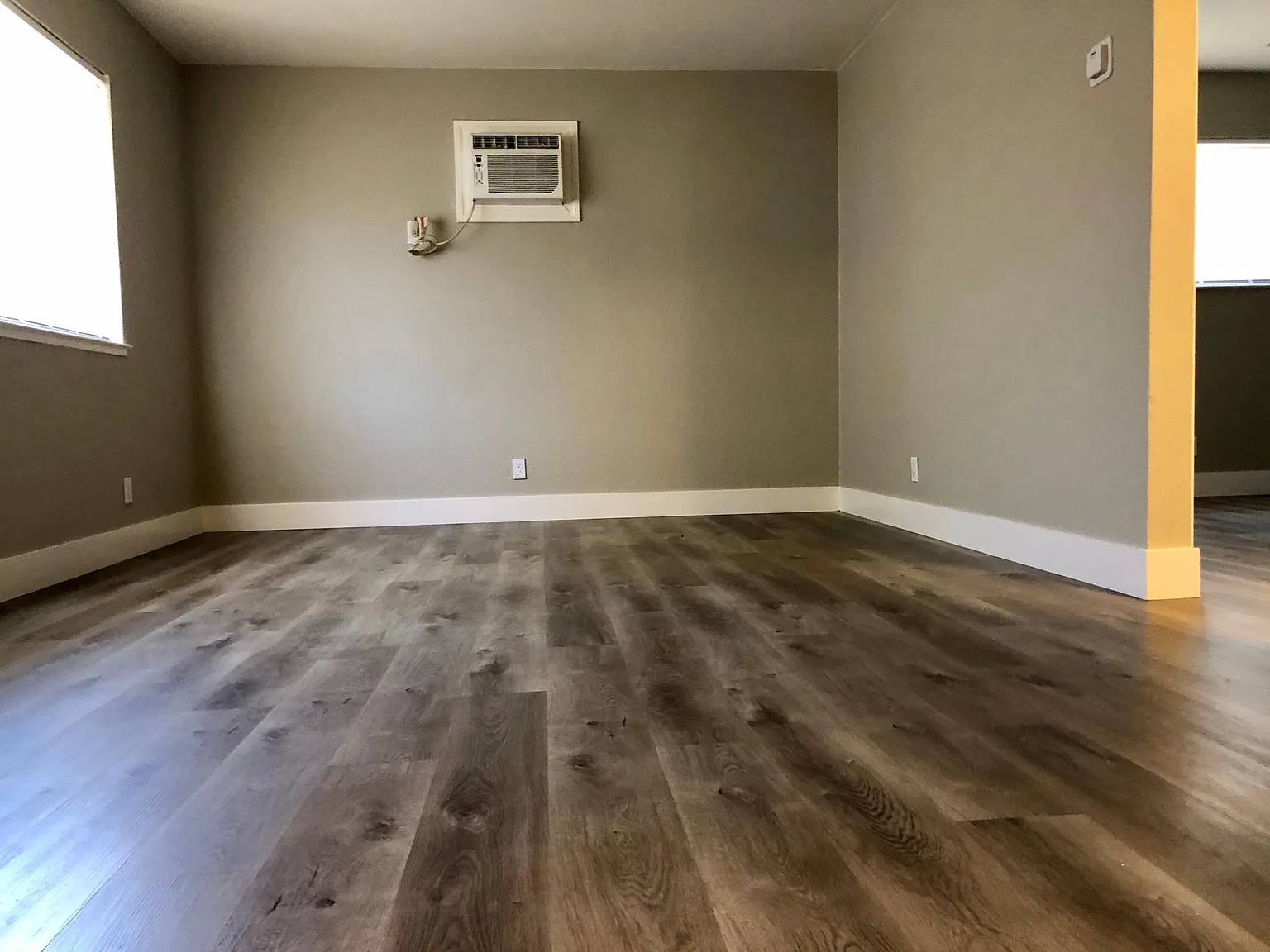 2 bed, 700 sqft, $1,550 — Photo 4