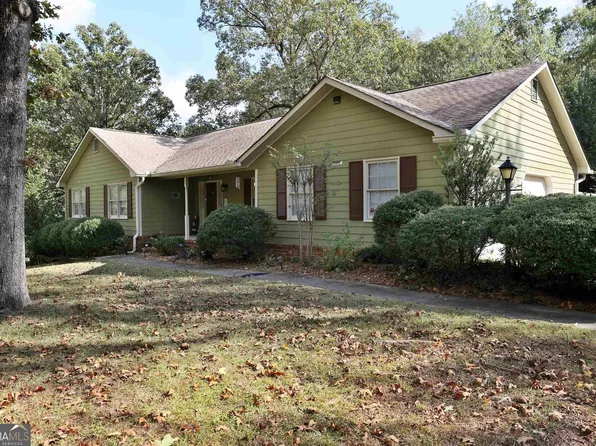 5740 Huddersfield Rd, Macon, GA 31210