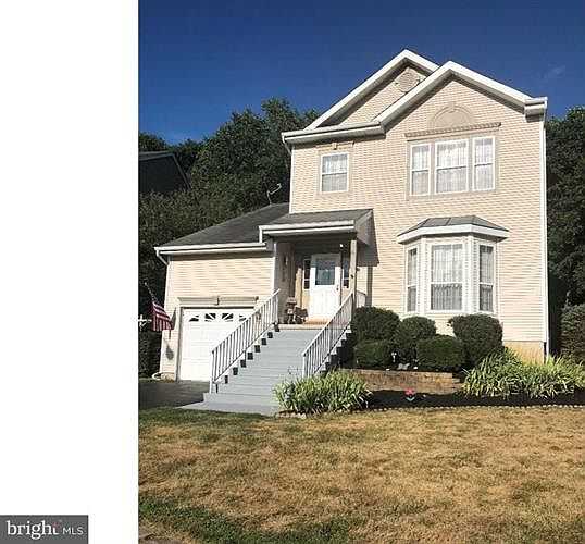 1st image of 80 Arrowhead Dr