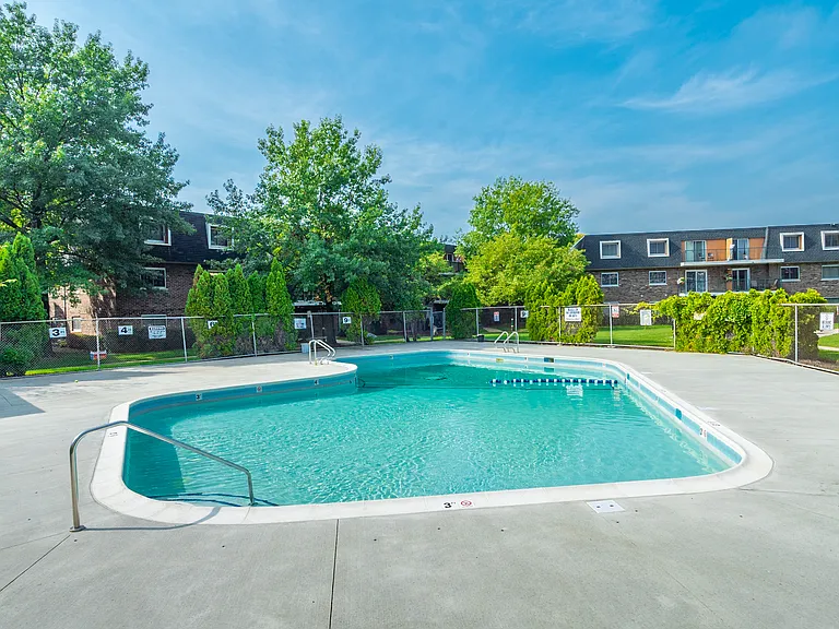 3851 N Parkway Dr #1I — Photo 23