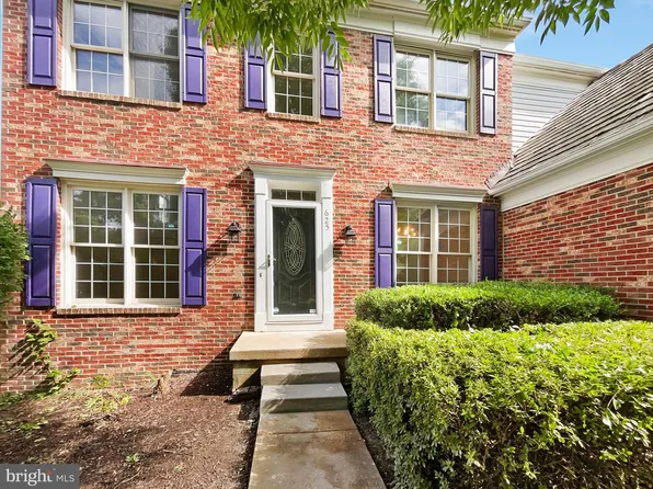 625 Diskin Pl SW, Leesburg, VA 20175