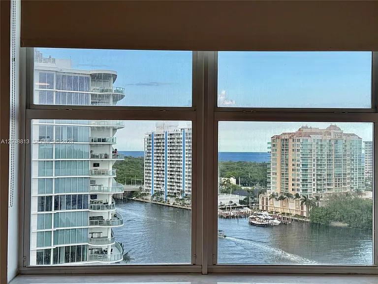888 Intracoastal Dr #15E — Photo 8
