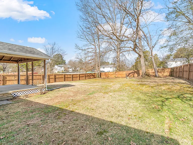 331 Sarvis Dr — Photo 39