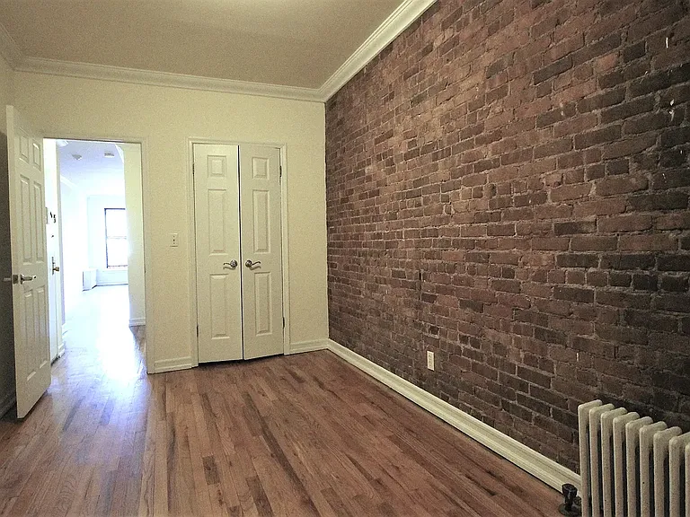 906 Amsterdam Ave #3B — Photo 5