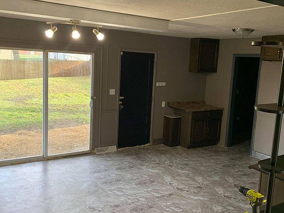 2nd image of 3521 Krieger Ln