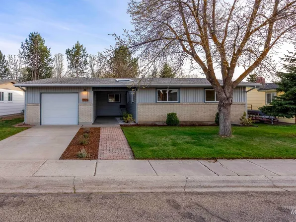 7525 W Maxwell Dr, Boise, ID 83704