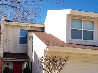 2962 Country Place Cir, Carrollton, TX 75006