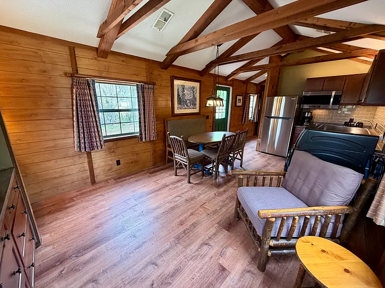 32 Lone Pine Ct — Photo 3