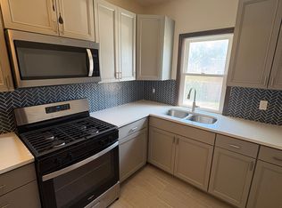 564 S 35th St APT 3, Omaha, NE 68105