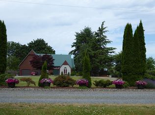 1274 Youngwood Rd, Camano Island, WA 98282