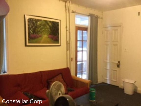 3rd image of 3929 Pine St #3929