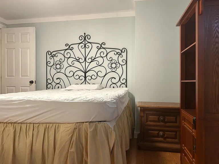 1647 E Stanley Dr — Photo 3