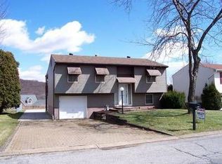 1721 Foote St, Conway, PA 15027