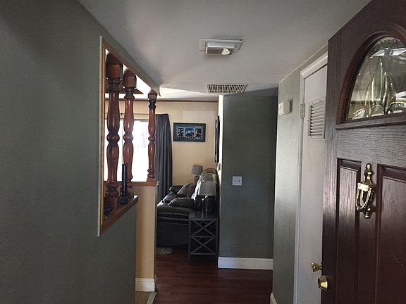 2nd image of 875 S Shore Dr