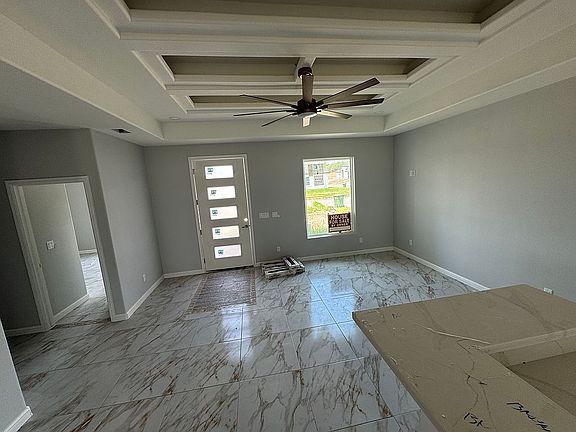 5th image of 602 San Saba Cir