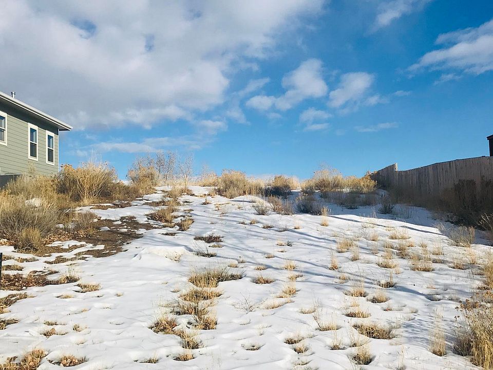 2nd image of 2408 Pioneer Way