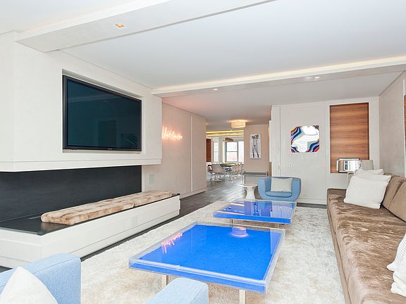 2nd image of 650 Park Ave APT 17C