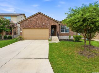 831 Red Crossbill, San Antonio, TX 78253