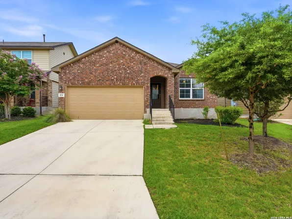 831 Red Crossbill, San Antonio, TX 78253