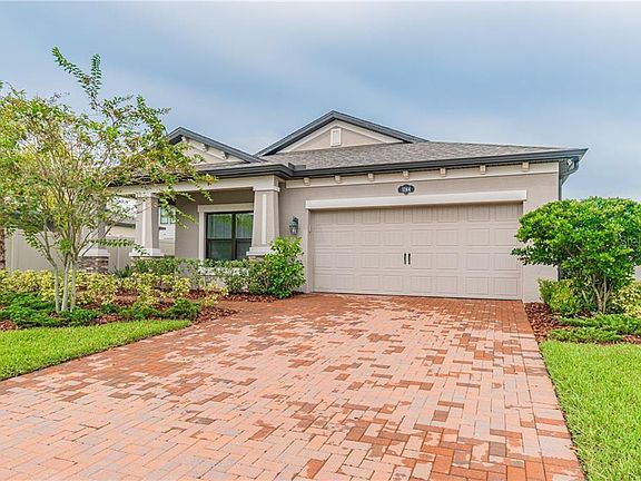2nd image of 1144 Lorapetalum Ln
