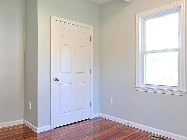 22 Chestnut St #1 — Photo 11