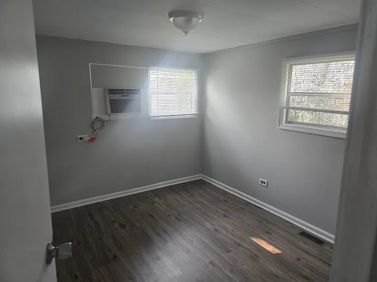 410 Ross Ave #410 — Photo 12