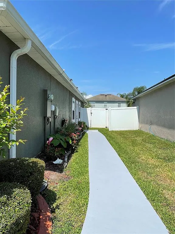 1 bed, 1.0 bath, 280 sqft, $1,150 — Photo 4