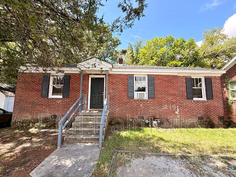 1304 Mount Vernon St