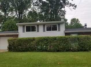 1552 Arthur Dr NW, Warren, OH
