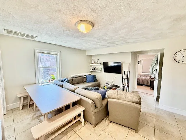 10 Harris St #5 — Photo 9