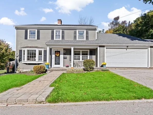 83 Alroy Rd, Weymouth, MA 02190