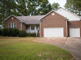 7800 Warbler Rd, Sanford, NC 27332