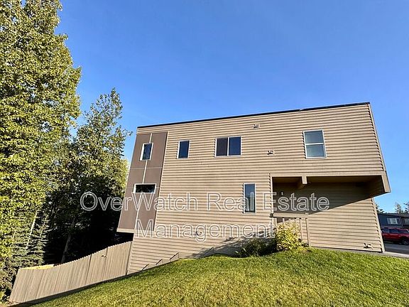 2nd image of 3661 Little Bear Pl #29