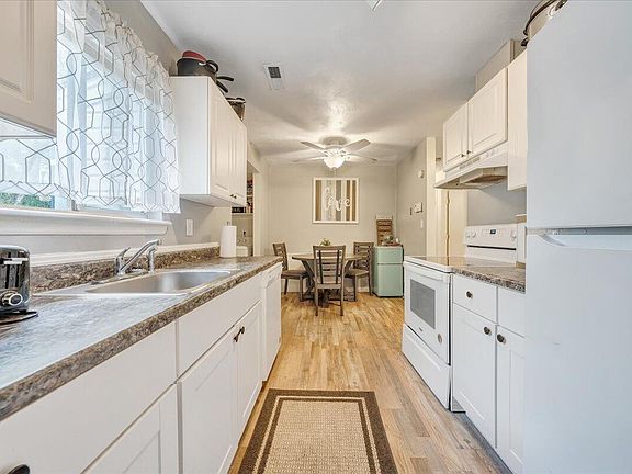 4th image of 343 Madison Ave NW