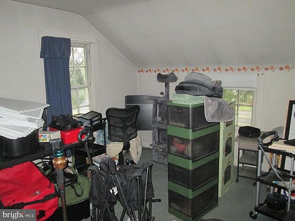 4th image of 3841 Brisban St