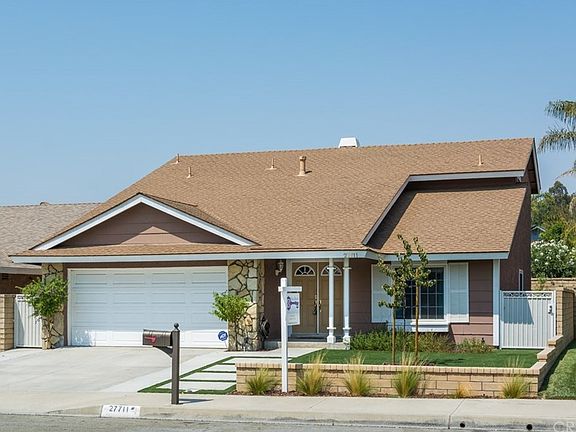 3rd image of 27711 Caraway Ln