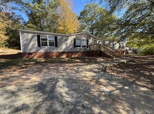 102 Tifton Ct, Fountain Inn, SC 29644