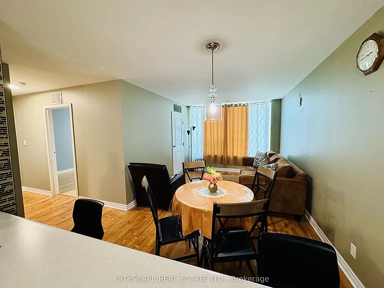 540 Ouellette Ave #5F — Photo 3