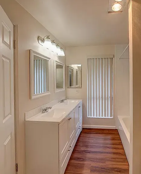 ReNew Riverwood — Photo 9