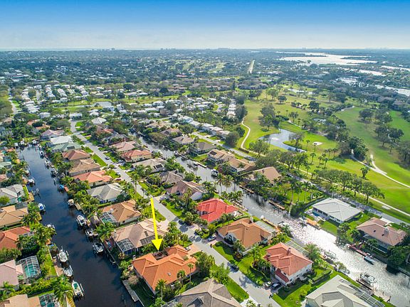 4th image of 8791 SE Water Oak Pl
