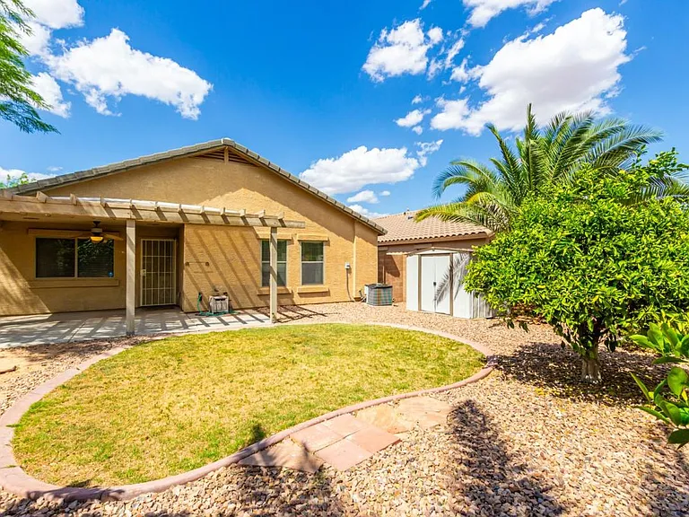 983 E Palomino Way — Photo 27
