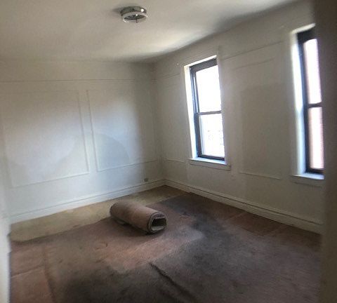 5th image of 724 E 27th St #44