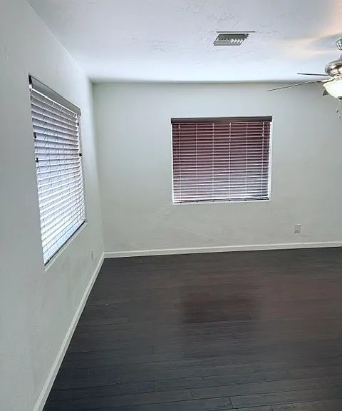 720 W Roosevelt Ave — Photo 6