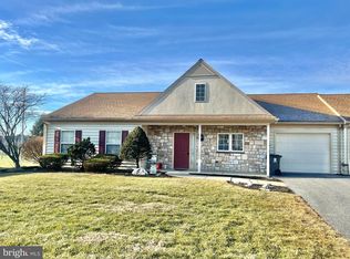 155 Hearthstone Ln, Lebanon, PA 17042